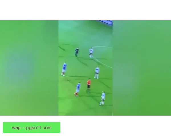 从天价边锋到迷失球场安东尼深陷场外风波状态断崖式下滑的警示录